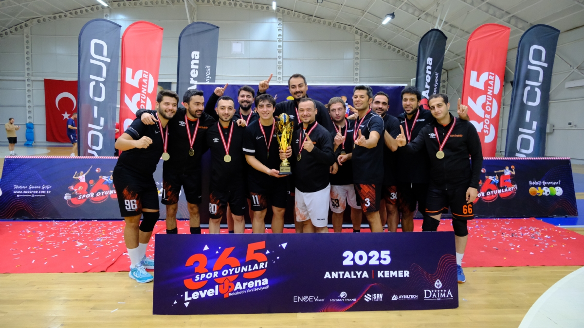 Level Up Arena VOL-Cup 2025 Antalya’da Sona Erdi: Şampiyon Türk Traktör!