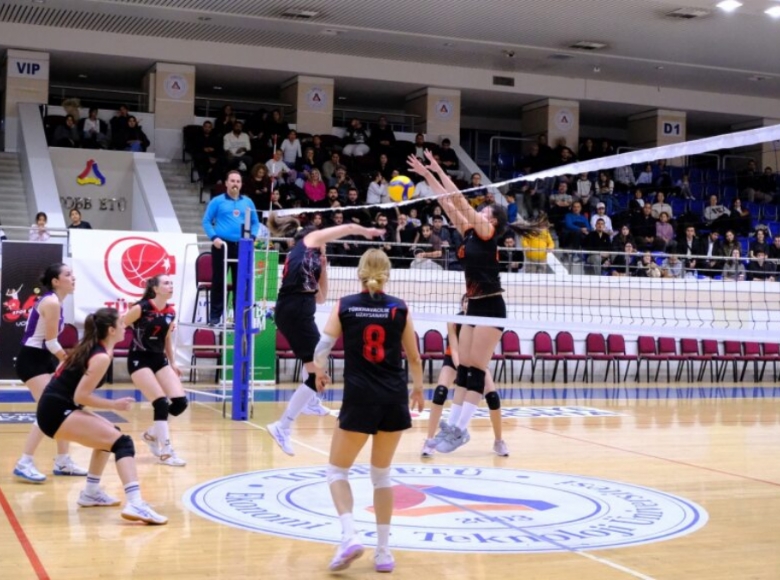 VOL-CUP 2025 GÜZ SEZONU KADINLAR ETABINDA FİNAL MAÇLARI TAMAMLANDI!