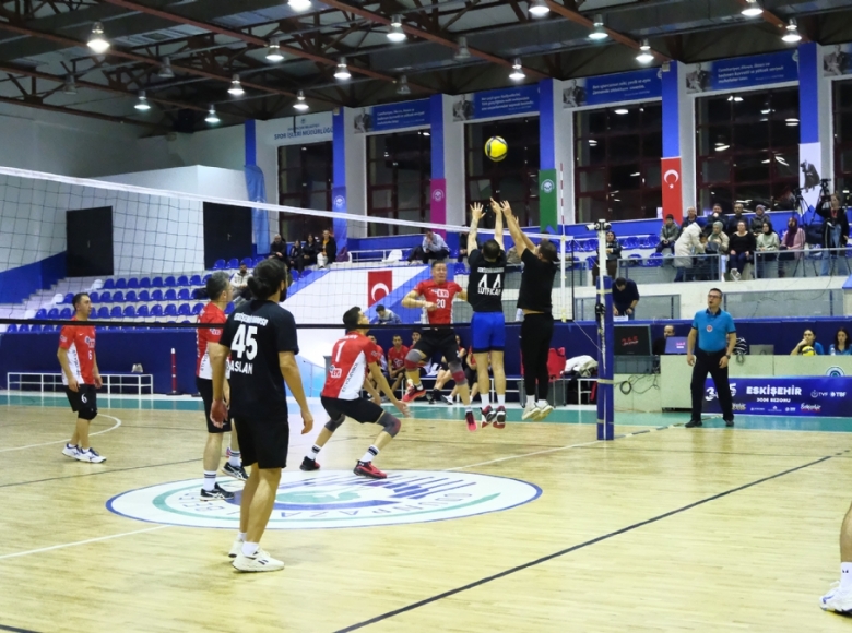 VOL-CUP 2026 ESKİŞEHİR'DE GRUP MAÇLARI TAMAMLANDI